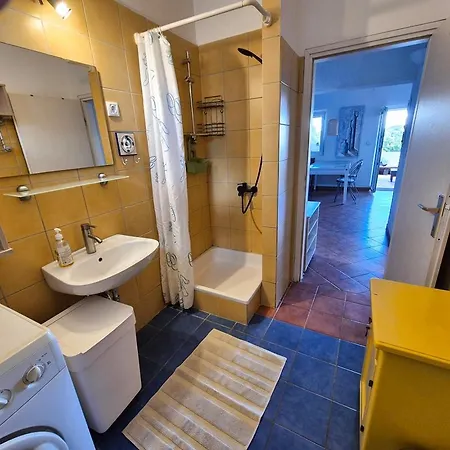 Apartment Griso Rukavac (Vis)